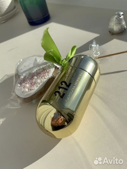 Духи женские 212 VIP Carolina Herrera