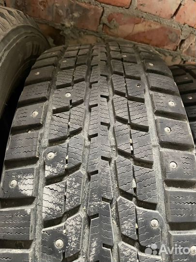 Dunlop SP Winter Ice 01 225/65 R17