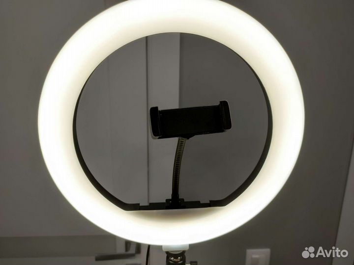 Кольцевая светодиодная лампа 26 см без штатива