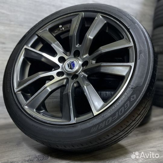 Колеса в сборе R18 5x114,3 225/45