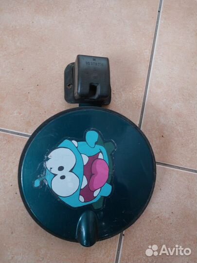 Лючок бензобака Opel Omega B