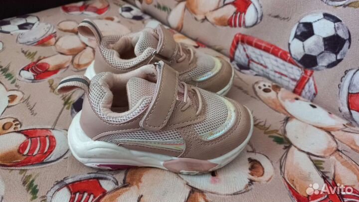 Кроссовки детские для девочек 21