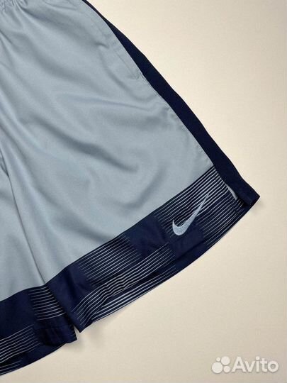 Винтажные шорты Nike Vintage