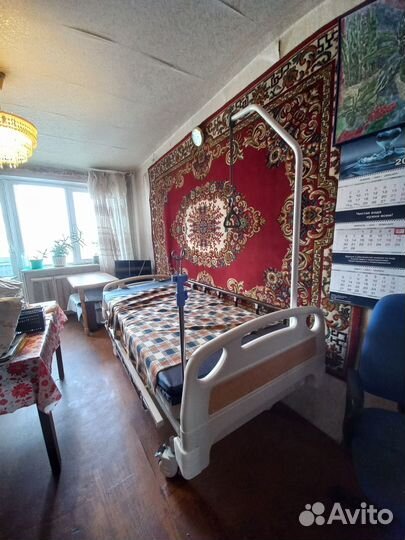 Медицинская кровать