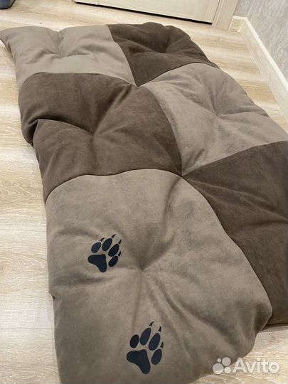 Лежанка для большой собаки