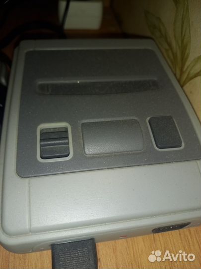 Игровая приставка ретро