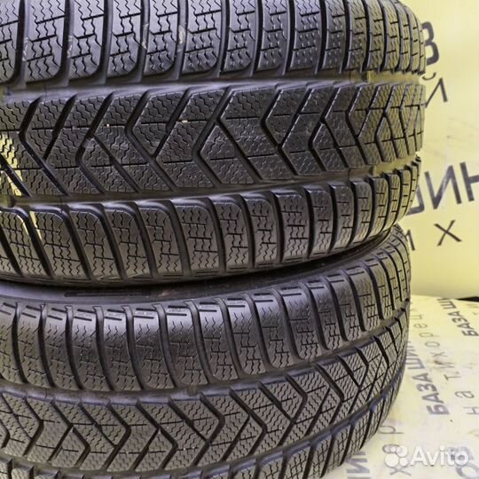 Pirelli Winter Sottozero 3 225/40 R19 и 255/35 R19 H