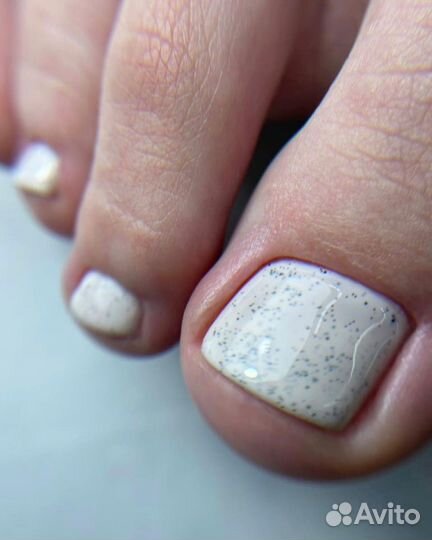 Педикюр с покрытием гель лак