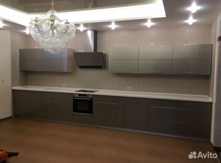 Угловая кухня на заказ