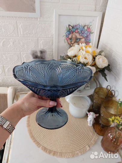 Ваза для фруктов на ножке цветное стекло СССР