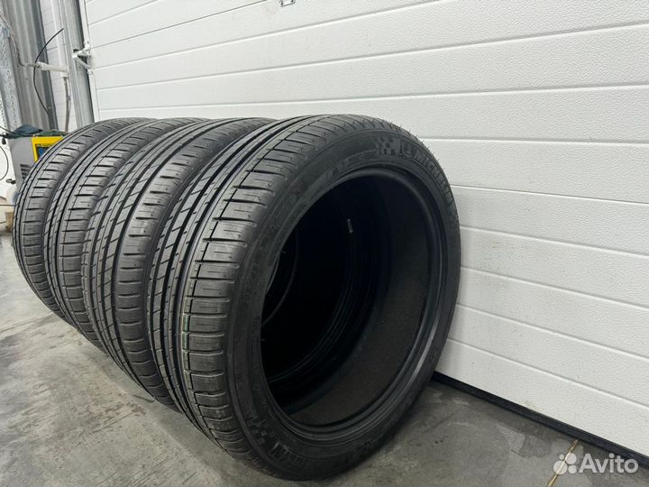 Michelin Pilot Sport 3 245/45 R19 102Y