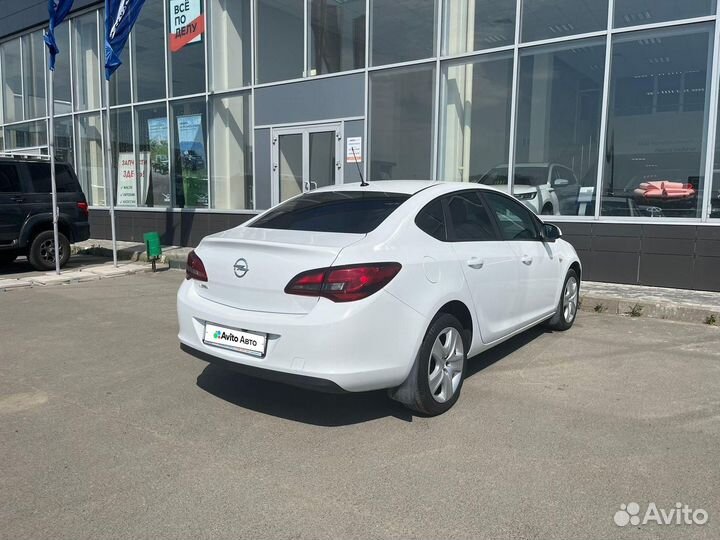 Opel Astra 1.6 МТ, 2012, 241 253 км