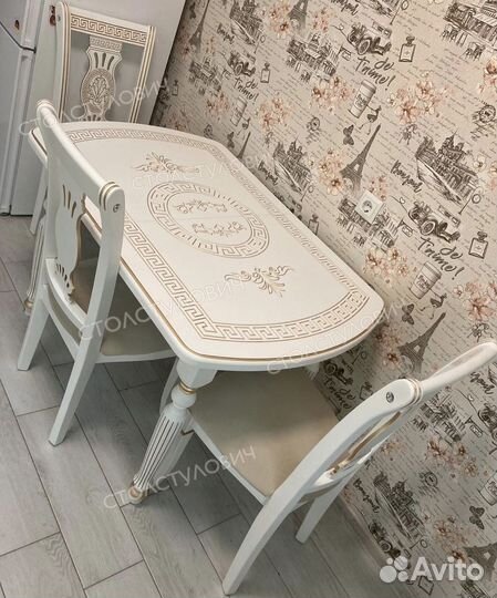 Столы и стулья