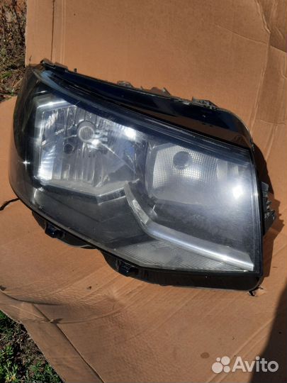 Правая фара Фольксваген транспортер т6