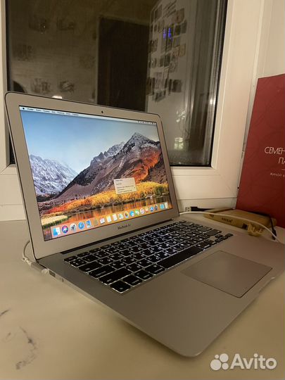 Apple macbook air 2011 core i5 128gb