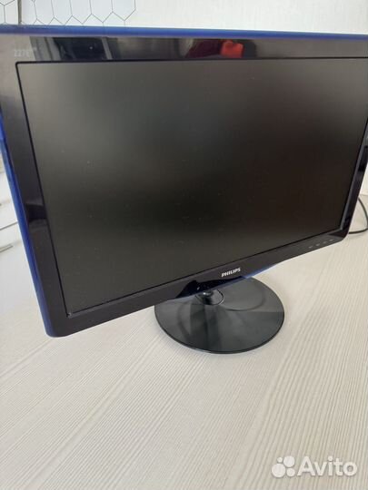 Монитор Philips