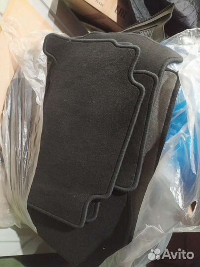 Автомобильные коврики Land Cruiser Prado