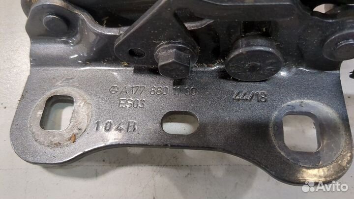 Петля капота левая Mercedes A W177 2018, 2019