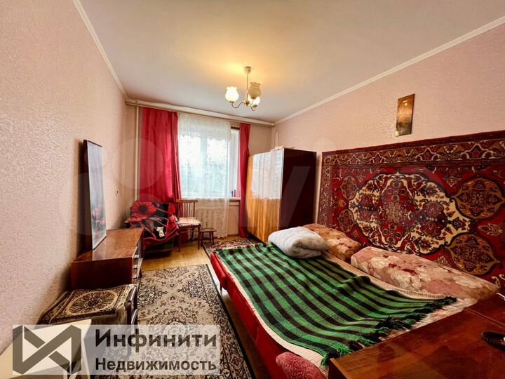 2-к. квартира, 57 м², 3/10 эт.