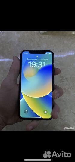 iPhone X, 64 ГБ