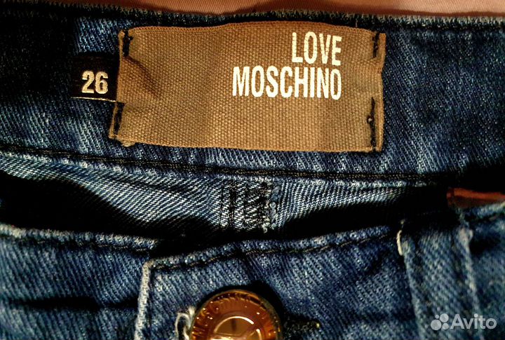 Джинсы Love Moschino