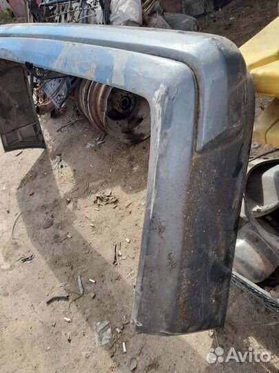 Бампер задний мерседес 124