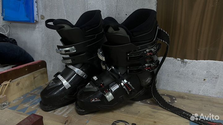 Горнолыжные ботинки