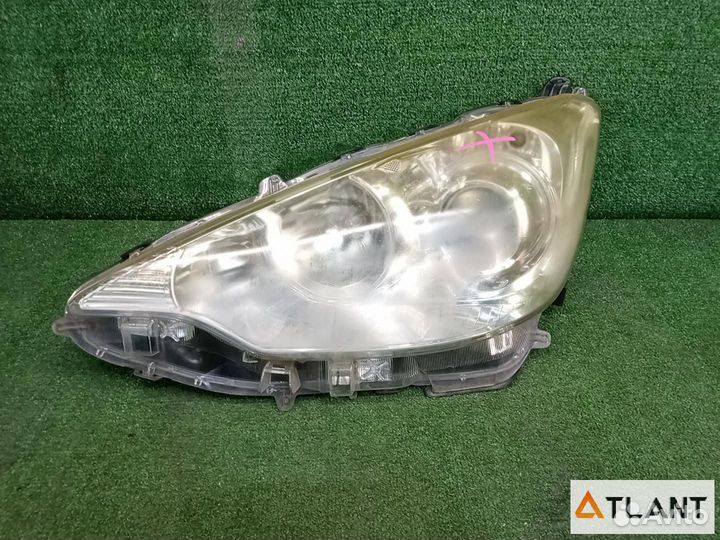 Фара передняя левая toyota aqua