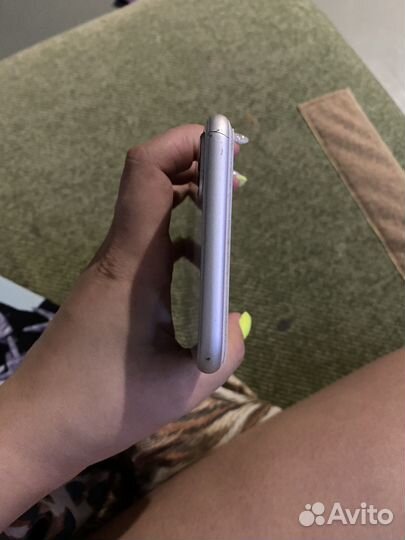 Телефон iPhone 8 plus