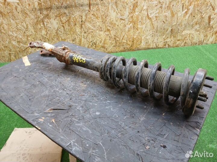 Амортизатор передний правый Honda Accord 7 2.0