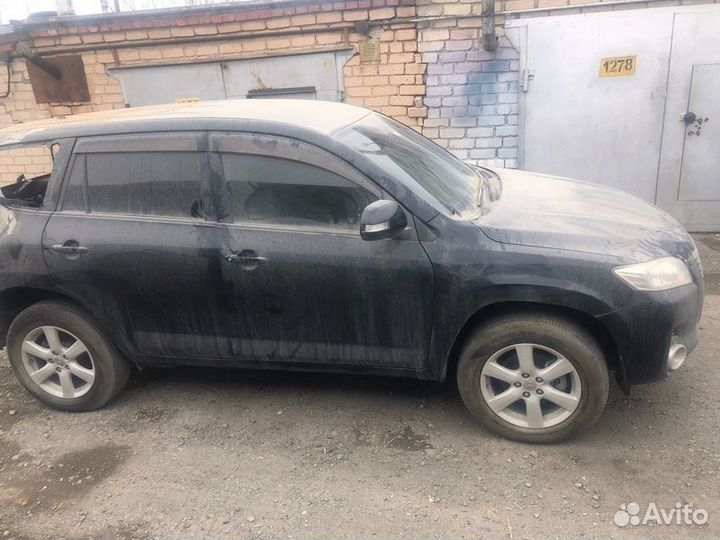 Toyota RAV4 (XA30) lll кронштейн кпп