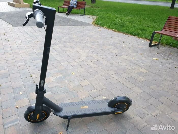 Ninebot max g30