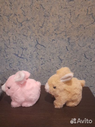 Игрушка зайчик музыкальный