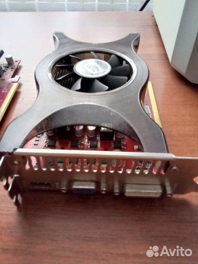 Geforce gtx250 Radeon HD5770