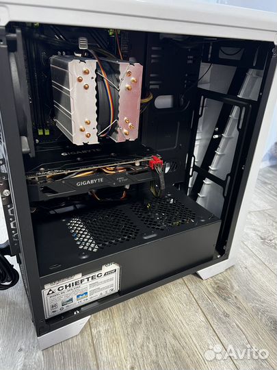 Компьютер игровой 8 ядер.16GB ram,rx570.ssd