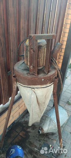 Зернодробилка