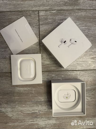 AirPods Pro (1st generation)