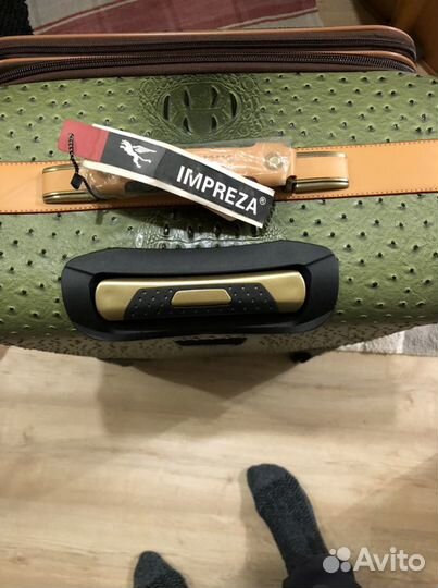 Чемодан на колесах