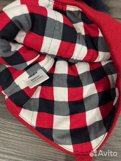 Осенняя шапочка 50-52 натуральный помпон