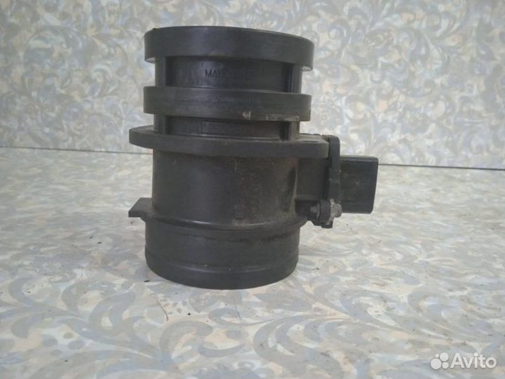 Расходомер воздуха (массметр) Volkswagen Tiguan