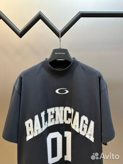 Футболка Balenciaga Basketball