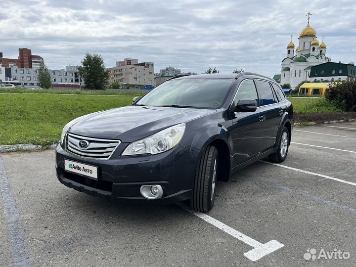 Subaru Outback 2.5 CVT, 2010, 192 100 км