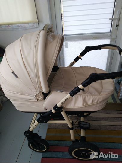 Продам детскую коляску Adamex б/у