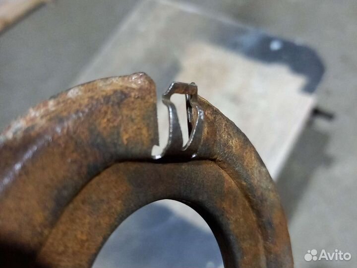 Кольцо кронштейн датчика абс Рено Лагуна2