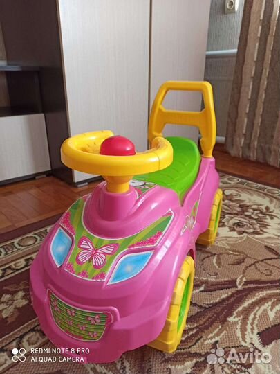 Машинка каталка толокар