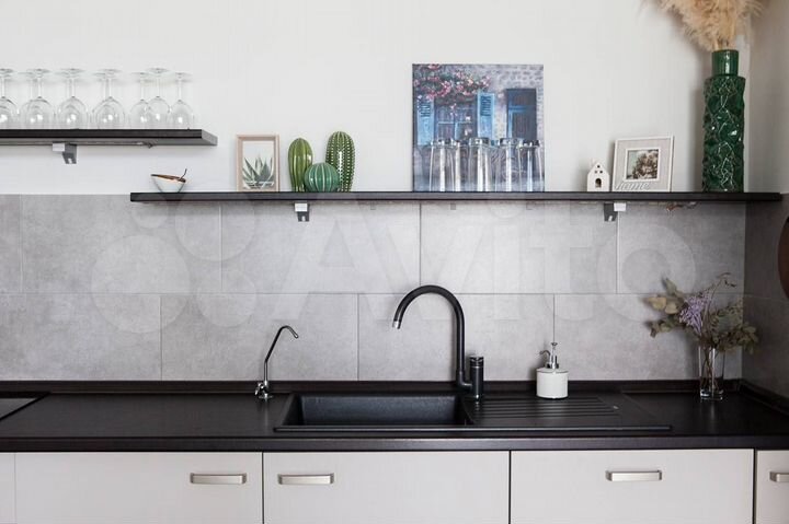 3-к. квартира, 146 м², 2/4 эт.