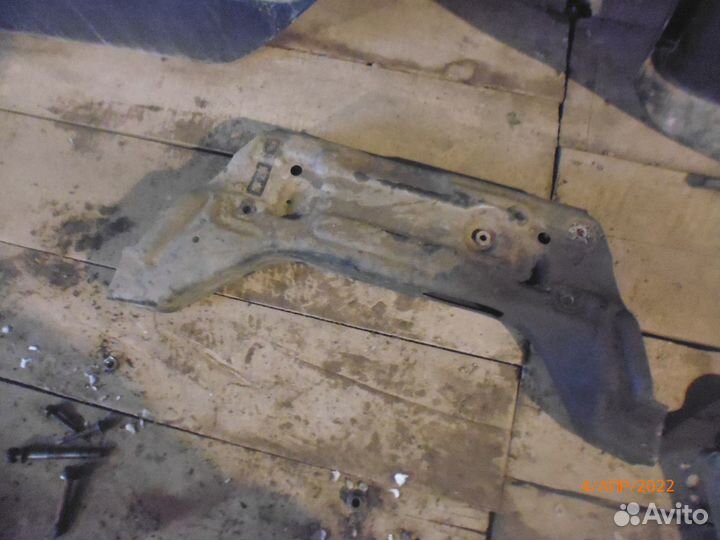 Шкода фабиа 1 подрамник