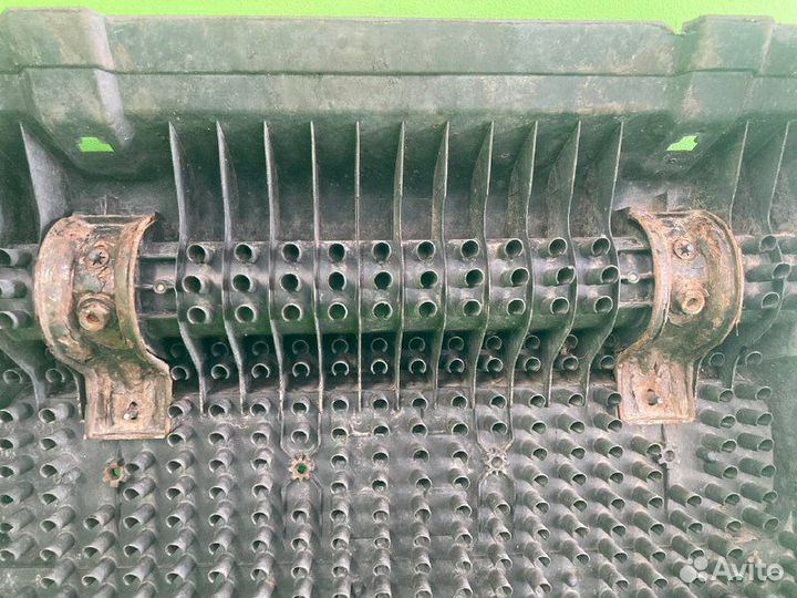 Крыло mercedes-benz actros MP 4