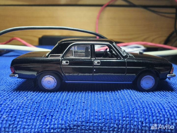 Газ 3102 Волга Модель автомобиля Deagostini 1:43