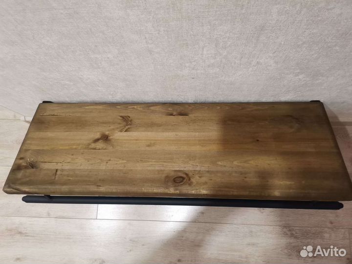 Вешалка настенная для одежды кованная